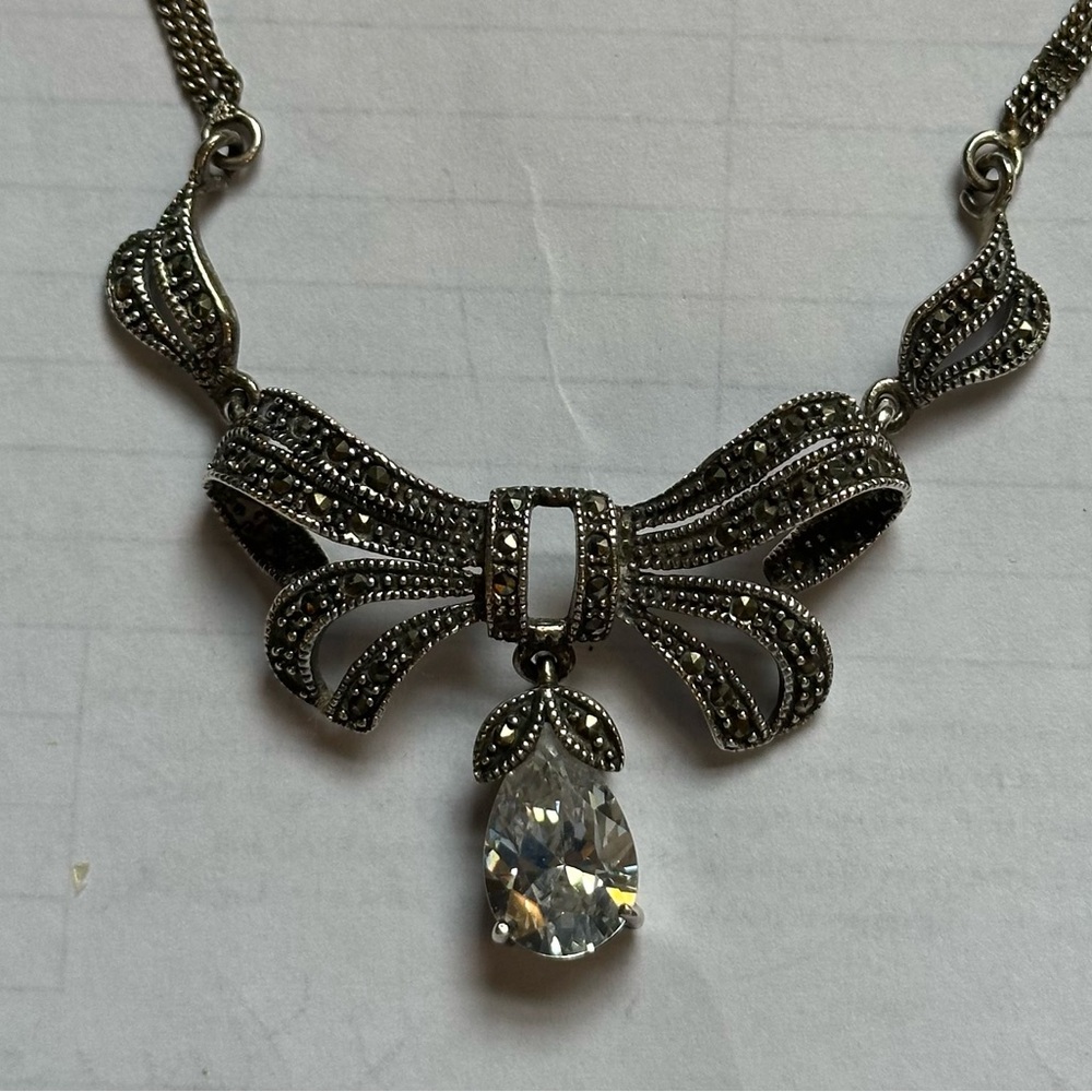 Sophisticated Silver Marcasite Bow Necklace